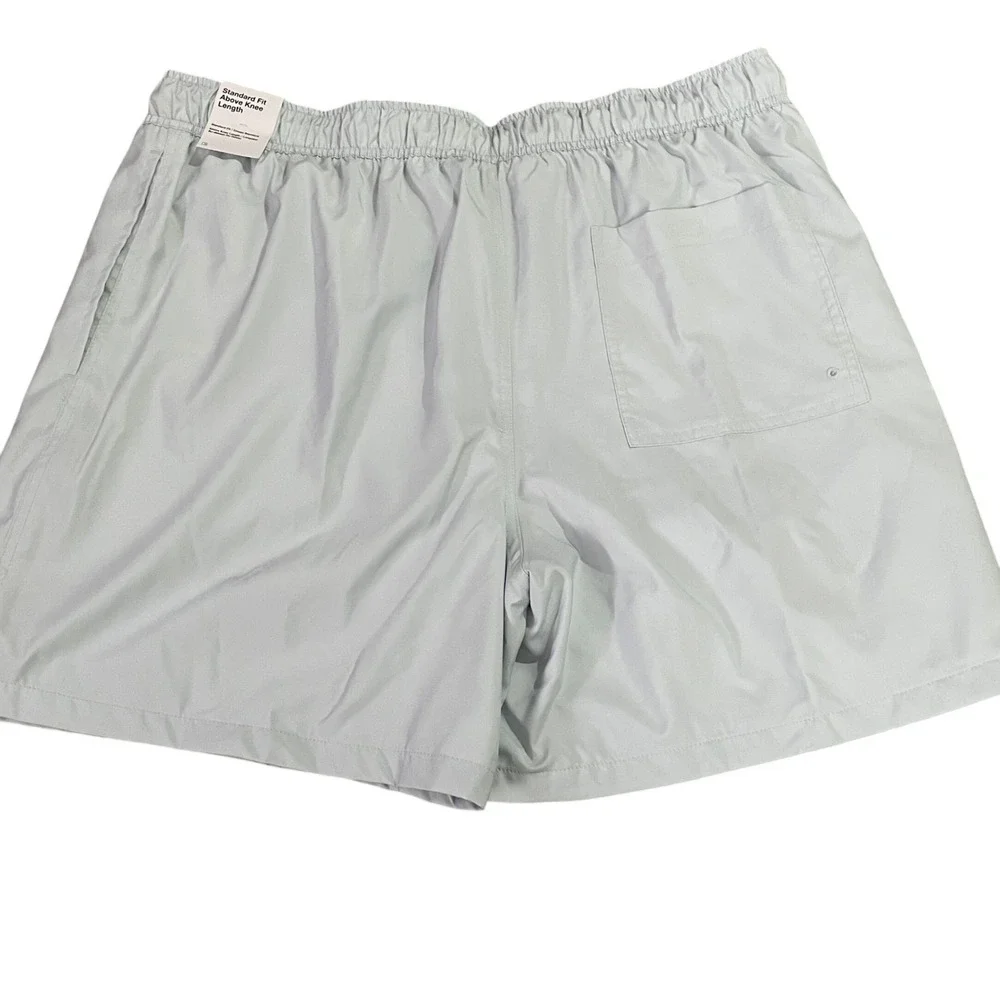 Nike Men's‎ Swim Trunks XL Light Blue Board Shorts Mesh Lined Quick Dry NWT